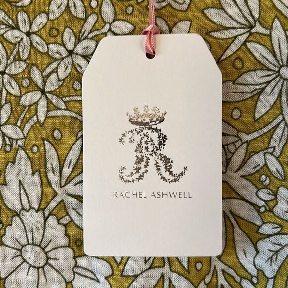 NEW Rachel Ashwell Floral Top - Picture 2 of 7